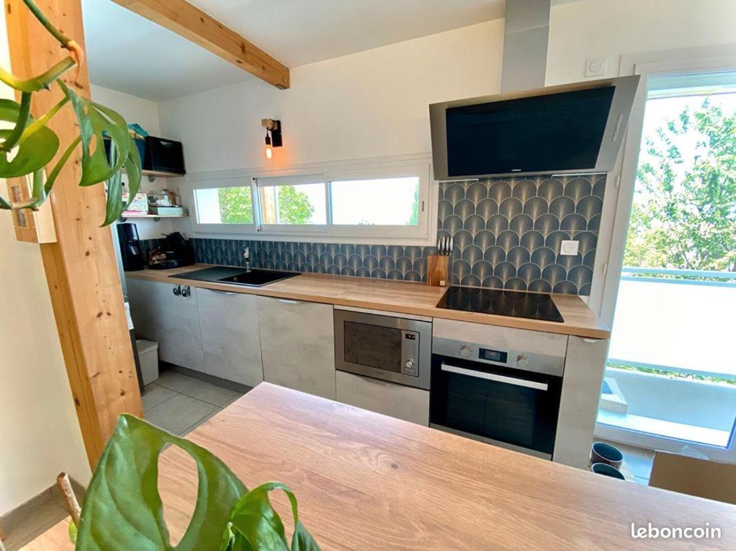 Maison Familiale Vue Lac Avec Jardin - A 10Mn Du Lac Et Stations De Ski Daire Publier Dış mekan fotoğraf